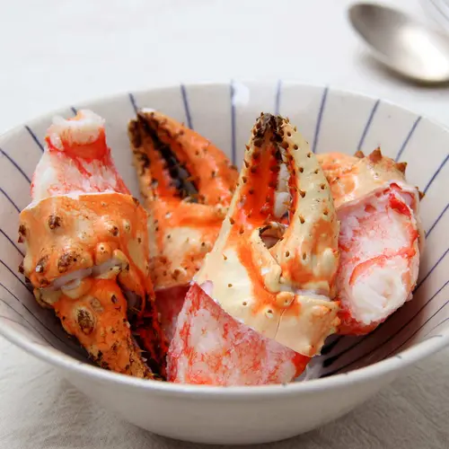 Boiled Alaskan King Crab Claw 4L Half Shell (8-10pc/pack)